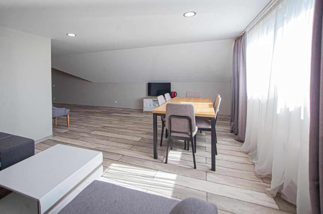 Biplan Hotel Daugavpils Exterior foto
